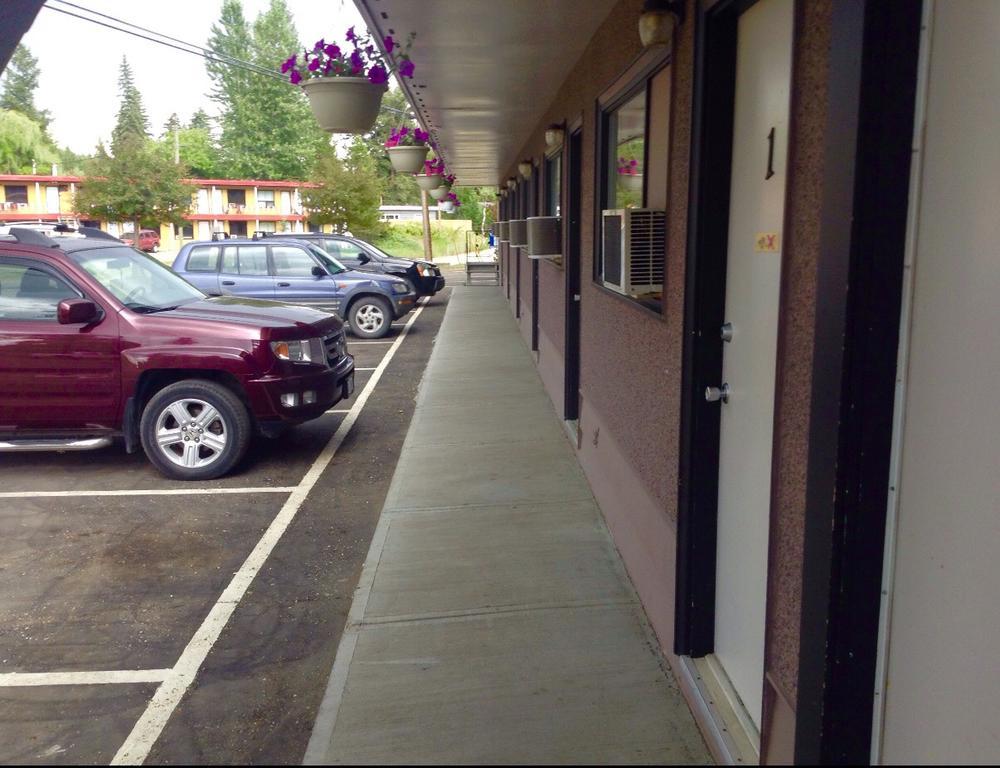 Gold Pan Motel Quesnel Exterior foto